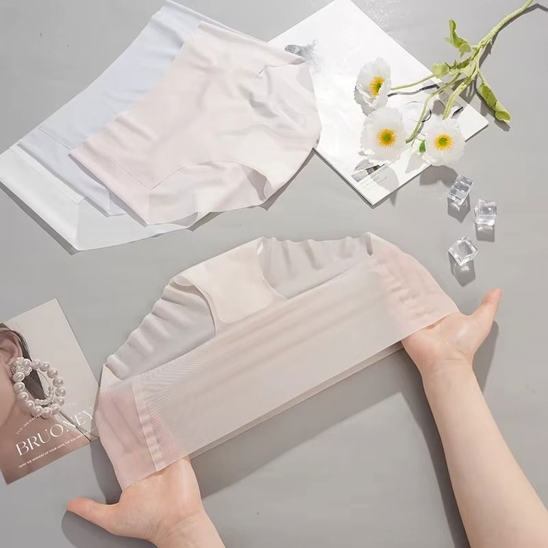 COMPRE 4 E LEVE 8 | FreshFit – Calcinha de Seda Térmica Refrescante FEMININO - ROUPAS - CALCINHA TÉRMICA Dm Stores