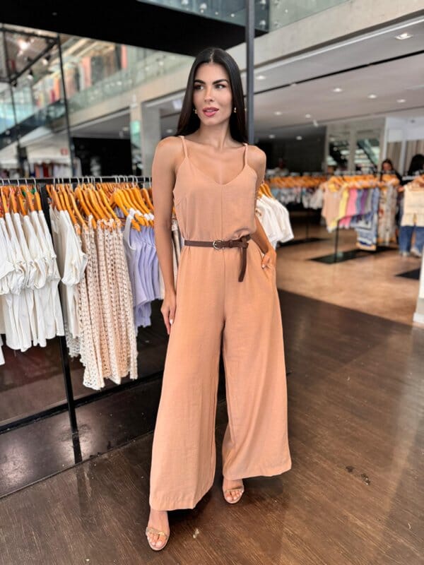 Macacão Elegance Serena – Sofisticação em Cada Detalhe FEMININO - ROUPAS - MACACÃO Dm Stores