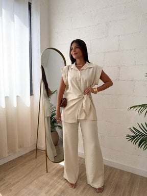 Conjunto Femme – Elegância Sofisticada com Toque Moderno FEMININO - ROUPAS - CONJUNTO 5 Dm Stores Bege PP 