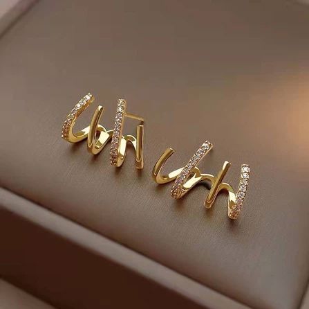 LANÇAMENTO | Brincos Quatro Pontas - Folheado a Ouro 18k + FRETE GRÁTIS FEMININO - ACESSORIOS - BRINCO 2 Dm Stores 
